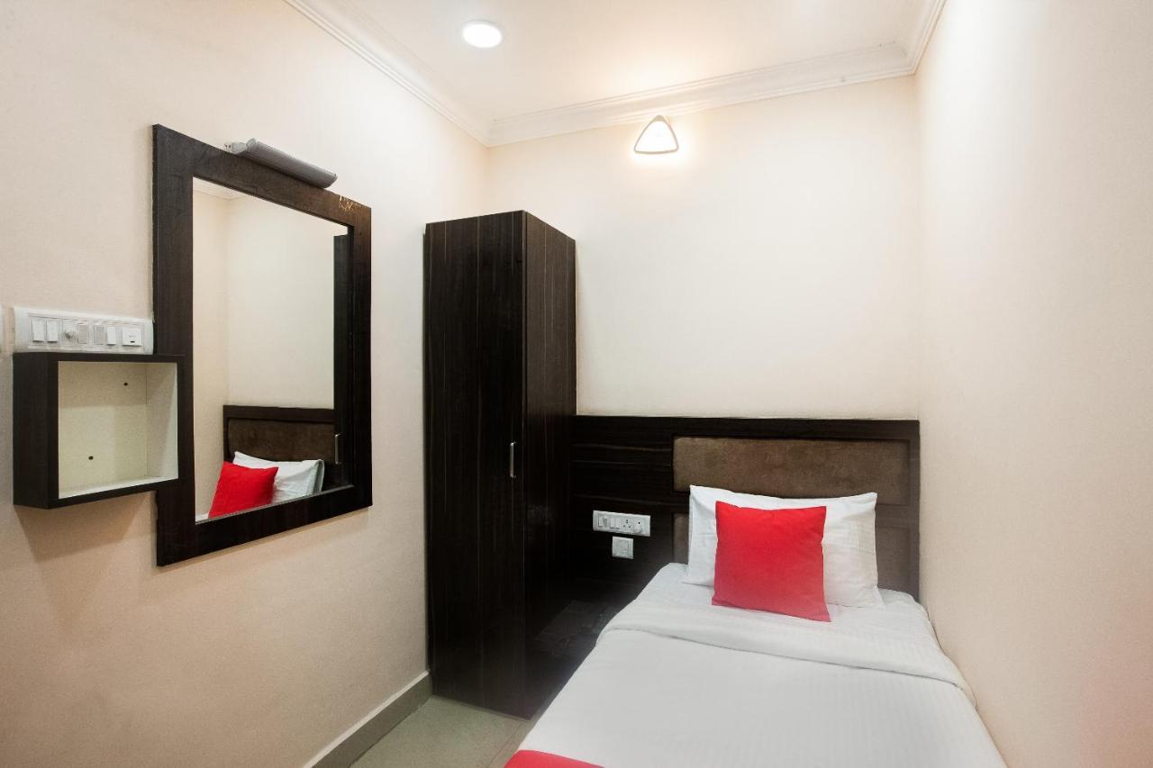 Hotel Park Tower Chennai Exterior foto